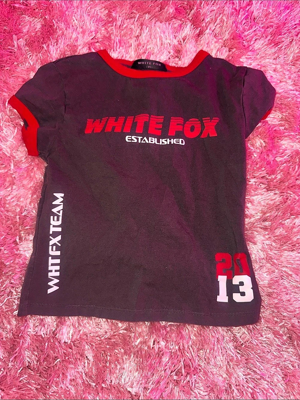 White Fox Graphic Tee Size XS Like New